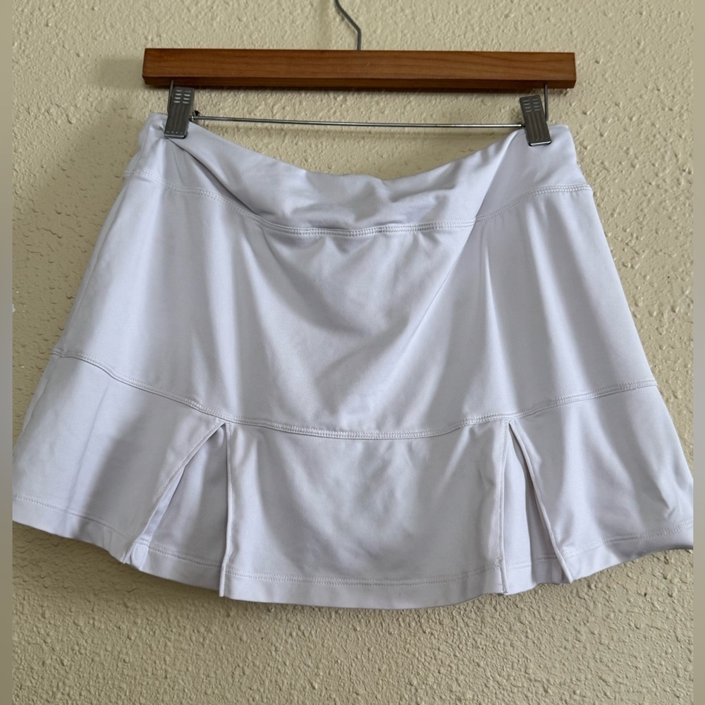 Nike | Dri-Fit White Tennis - Golf - Pickleball Skort - Size M - Picture 4 of 5